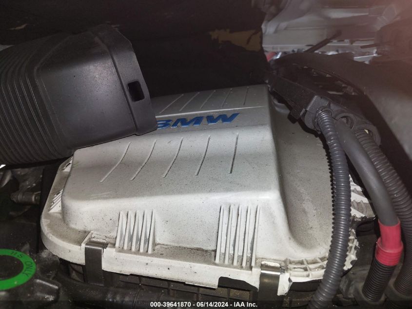 2008 BMW 335I VIN: WBAWB73518P042813 Lot: 39641870