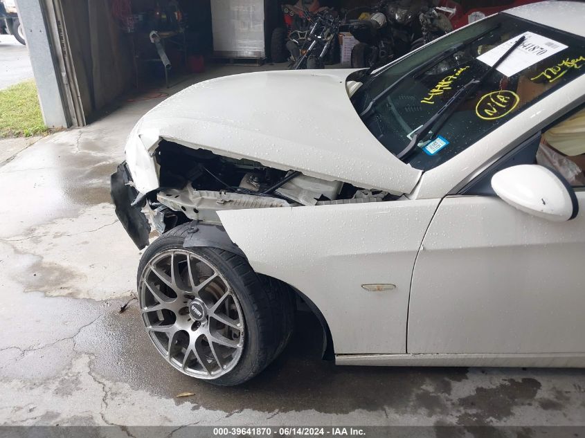 2008 BMW 335I VIN: WBAWB73518P042813 Lot: 39641870