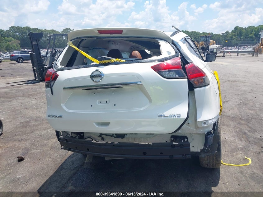 2018 Nissan Rogue Sl VIN: JN8AT2MVXJW327554 Lot: 39641890