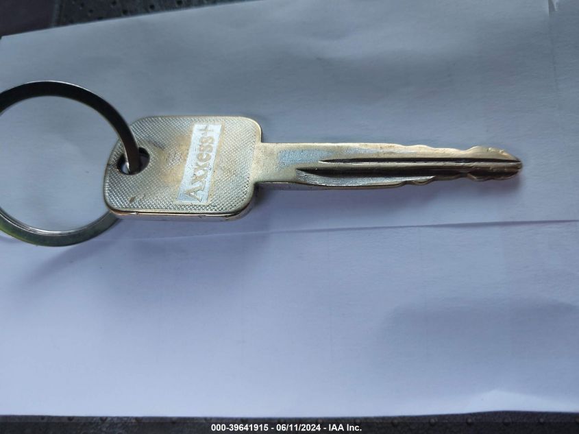 2001 Ford E-250 VIN: 1FTNE24L61HA09862 Lot: 39641915