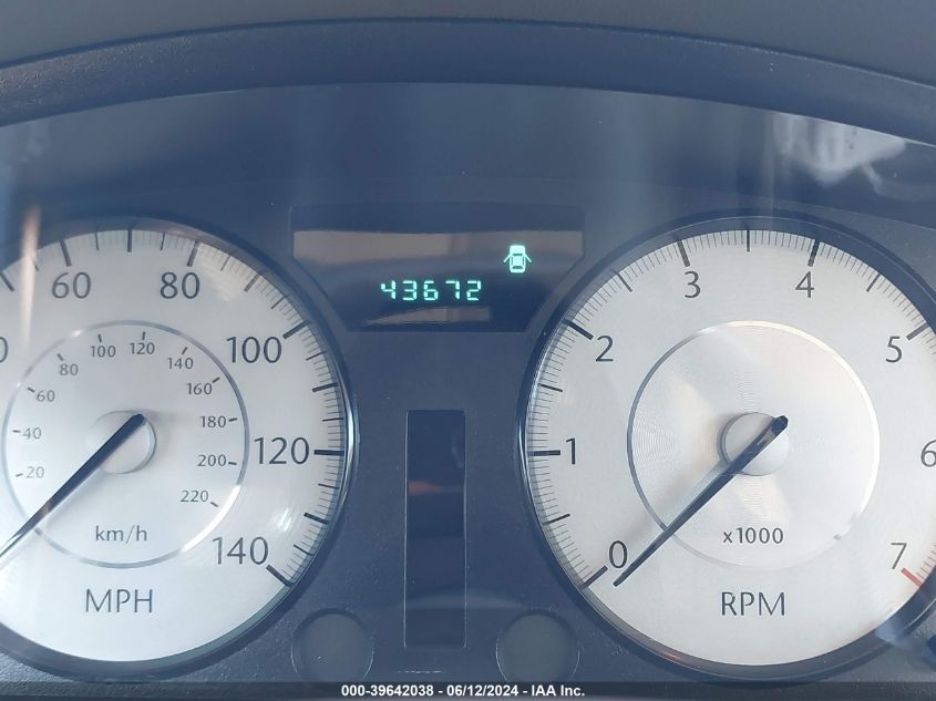 2010 Chrysler 300 Touring/Signature Series/Executive Series VIN: 2C3CA5CV3AH145324 Lot: 39642038