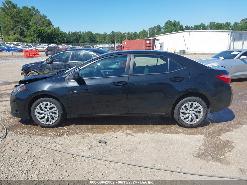 2017 Toyota Corolla Le VIN: 5YFBURHEXHP627050 Lot: 39642082