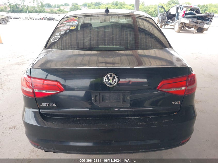 2015 Volkswagen Jetta 1.8T Sport VIN: 3VWD17AJ2FM219320 Lot: 39642111