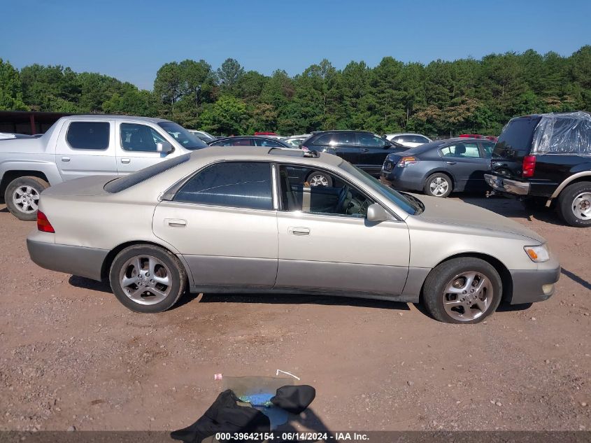 1999 Lexus Es 300 VIN: JT8BF28G4X0196022 Lot: 39642154