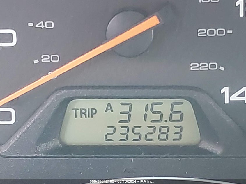 2004 Honda Odyssey Ex-L VIN: 5FNRL18934B057694 Lot: 39642162