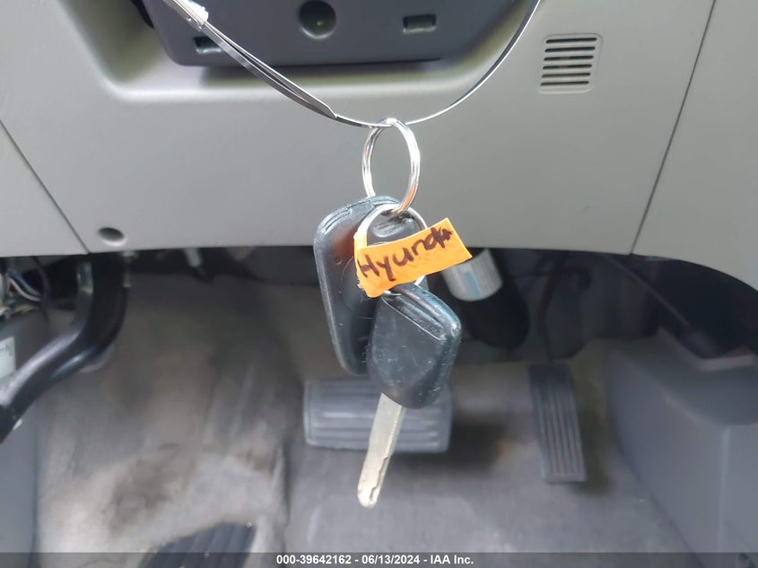 2004 Honda Odyssey Ex-L VIN: 5FNRL18934B057694 Lot: 39642162