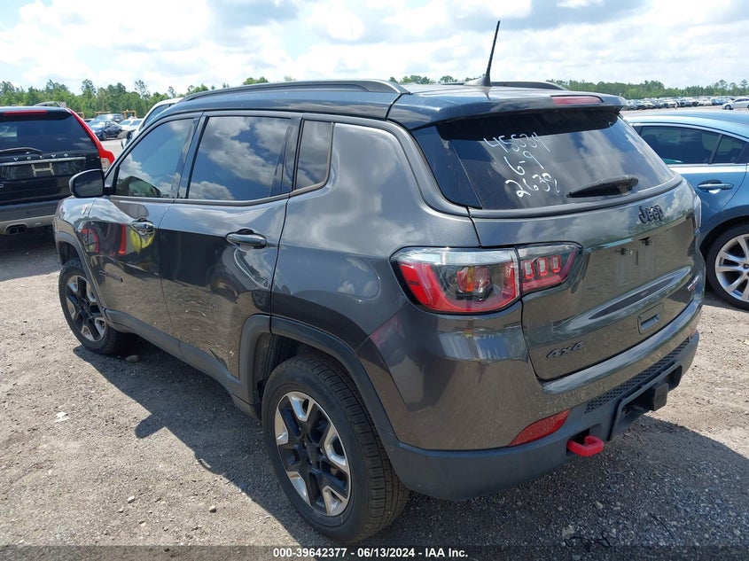 VIN 3C4NJDDB5JT262638 2018 JEEP COMPASS TRAILHAWK 4X4