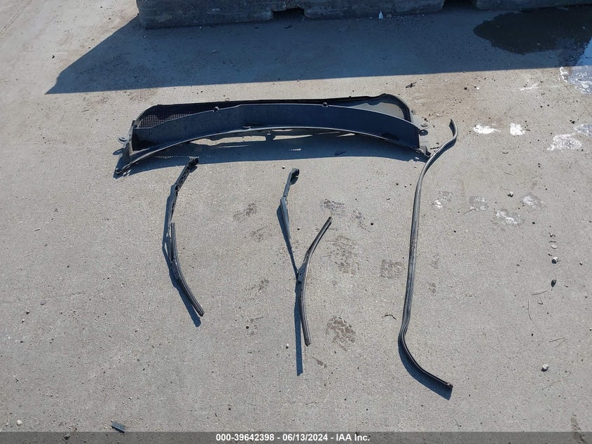 2012 Subaru Forester 2.5X Limited VIN: JF2SHBEC5CH426807 Lot: 39642398