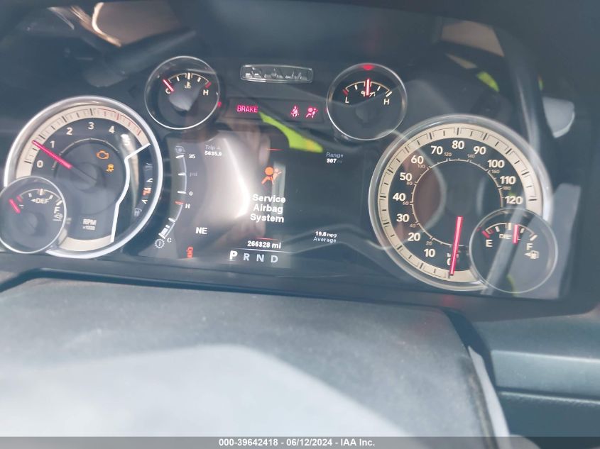 2013 Ram 2500 Laramie VIN: 3C6UR5NL3DG600138 Lot: 39642418