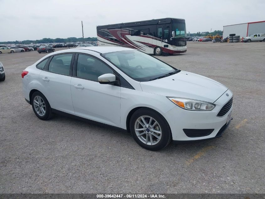 2017 Ford Focus Se VIN: 1FADP3F27HL300562 Lot: 39642447