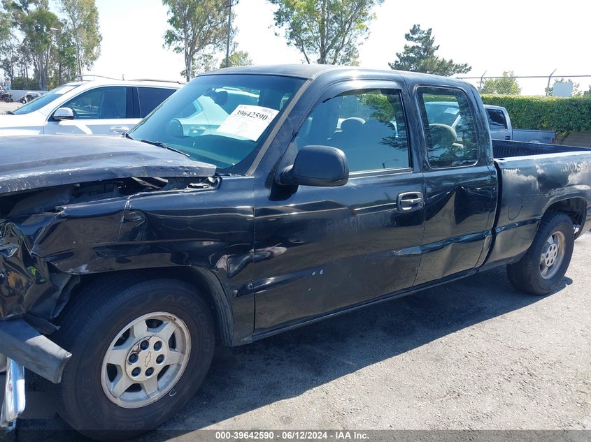 2003 Chevrolet Silverado 1500 Ls VIN: 2GCEC19V431156598 Lot: 39642590