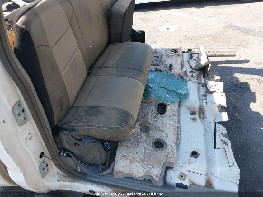 2005 Ford F-350 Lariat/Xl/Xlt VIN: 1FTWX30P25EA55130 Lot: 39642626