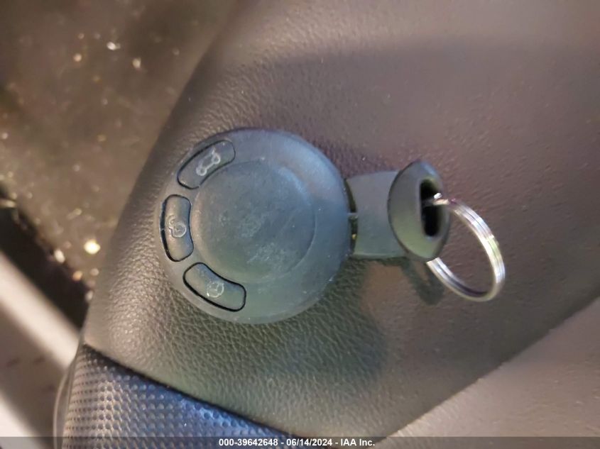 2013 MINI HARDTOP COOPER - WMWSU3C55DT678685