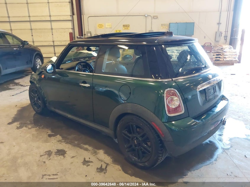 2013 MINI HARDTOP COOPER - WMWSU3C55DT678685