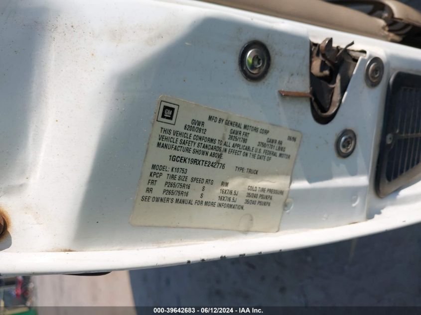 1996 Chevrolet Gmt-400 K1500 VIN: 1GCEK19RXTE242776 Lot: 39642683