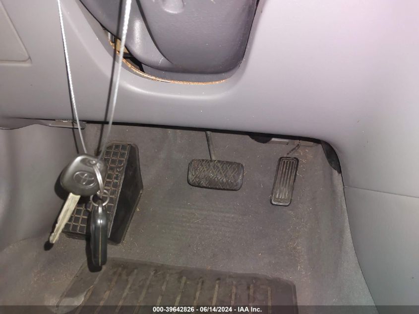 2008 Toyota Corolla Le VIN: 1NXBR32E08Z945538 Lot: 39642826