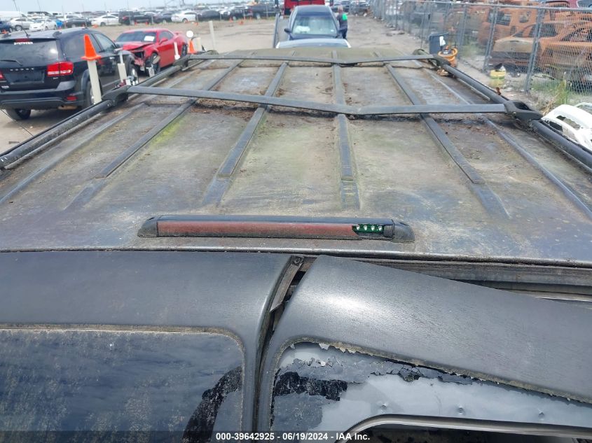 2001 Chevrolet Suburban 1500 Lt VIN: 3GNFK16TX1G150004 Lot: 39642925