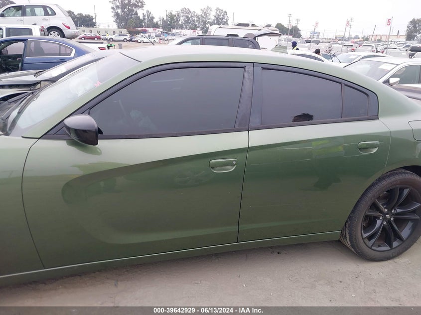 2018 Dodge Charger Sxt Plus Rwd VIN: 2C3CDXHG0JH187818 Lot: 39642929