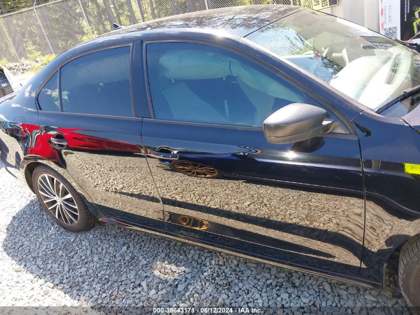 2016 Volkswagen Jetta 1.8T Sport VIN: 3VWD17AJ3GM407880 Lot: 39643171