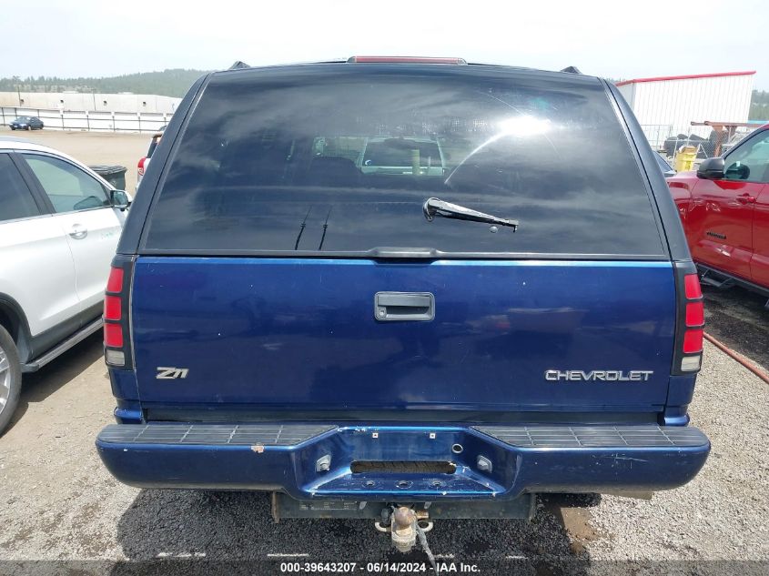 2000 Chevrolet Tahoe Z71 VIN: 1GNEK13R7YR139024 Lot: 39643207