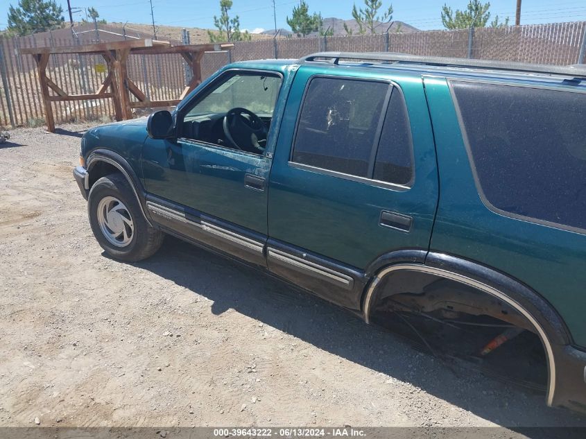 1998 Chevrolet Blazer VIN: 1JNZT13W3W2254580 Lot: 39643222