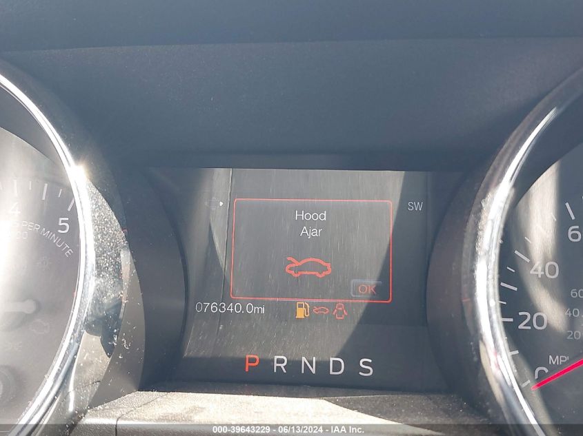 2016 Ford Mustang V6 VIN: 1FA6P8AM1G5267284 Lot: 39643229