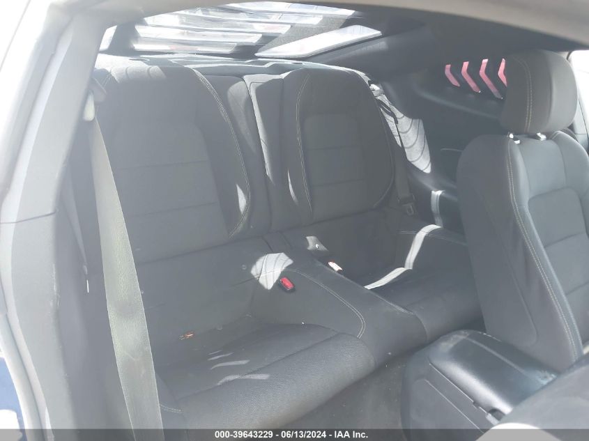 2016 Ford Mustang V6 VIN: 1FA6P8AM1G5267284 Lot: 39643229