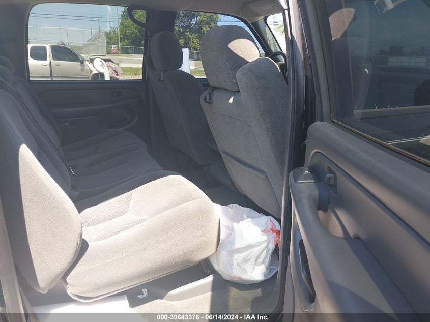 2004 Chevrolet Silverado 1500 Ls VIN: 2GCEK13T341412659 Lot: 39643376