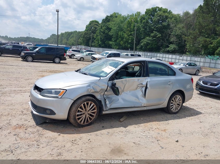 2012 Volkswagen Jetta 2.5L Sel VIN: 3VWLX7AJ4CM408623 Lot: 39643383