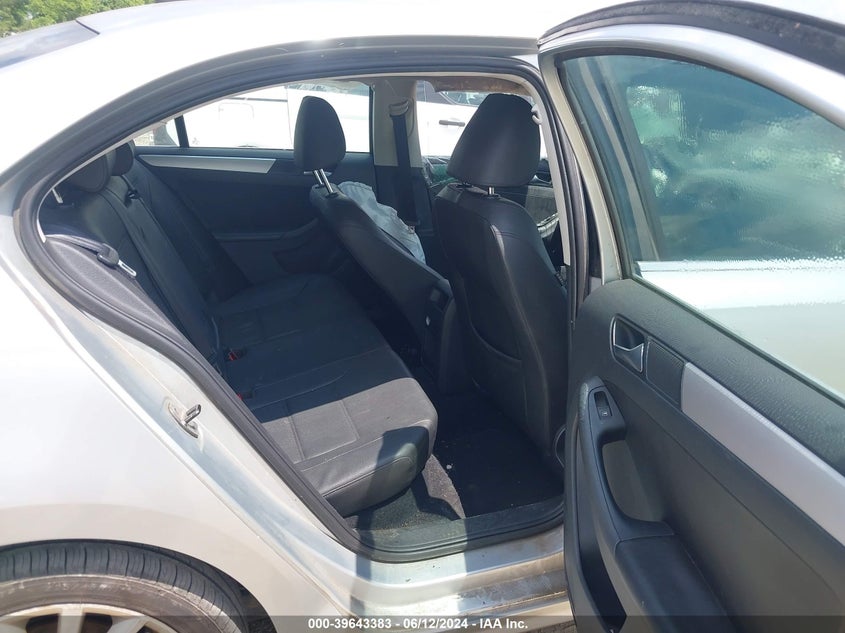 2012 Volkswagen Jetta 2.5L Sel VIN: 3VWLX7AJ4CM408623 Lot: 39643383