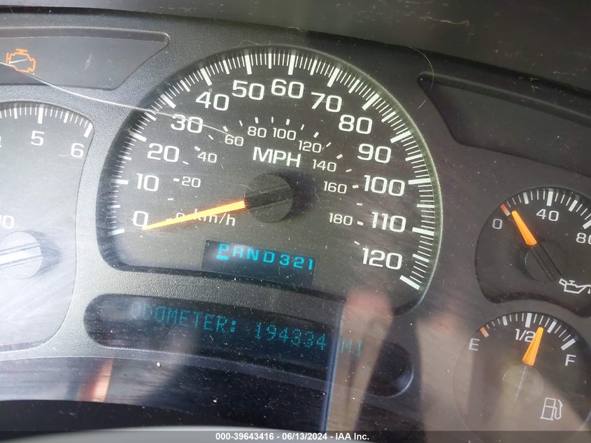 2005 Chevrolet Silverado 1500 Z71 VIN: 1GCEK19Z95Z270399 Lot: 39643416