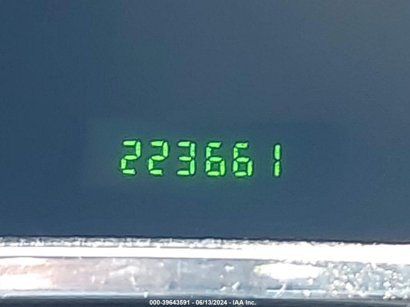 2008 Ford Mustang V6 Deluxe/V6 Premium VIN: 1ZVHT80N585171813 Lot: 39643591