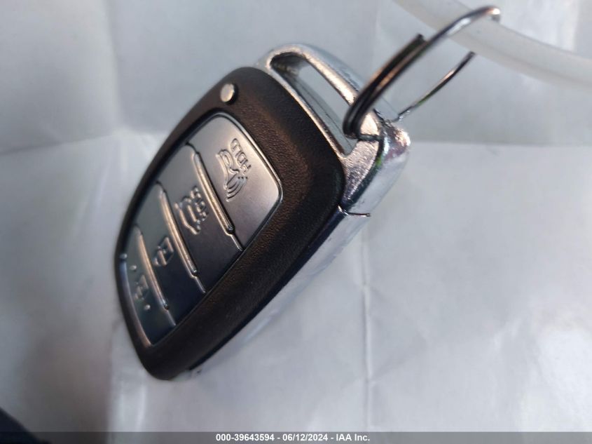 2017 Hyundai Tucson Value VIN: KM8J33A27HU557677 Lot: 39643594