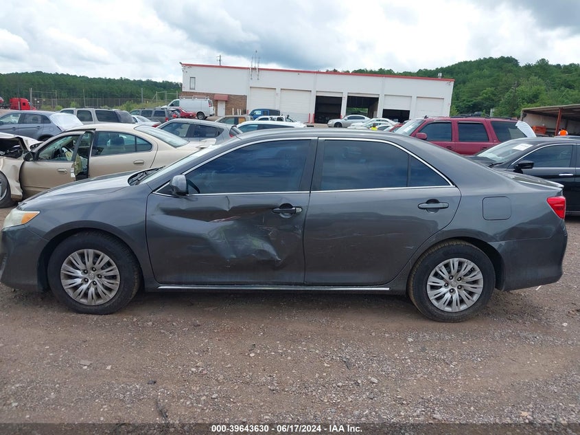 2013 Toyota Camry Le VIN: 4T1BF1FK9DU687995 Lot: 39643630