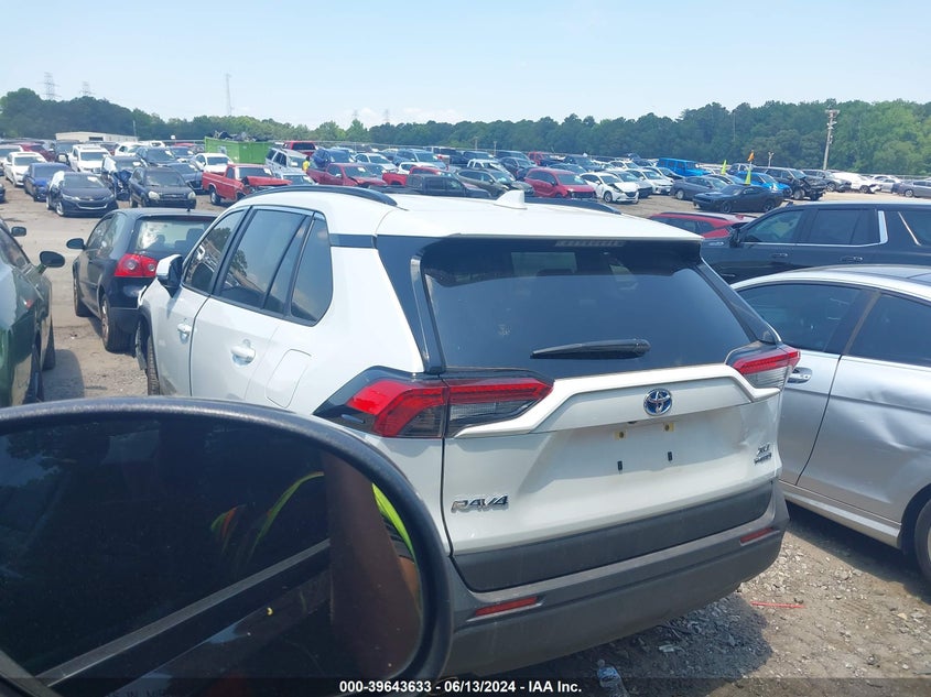 VIN JTMB6RFV4RJ047117 2024 TOYOTA RAV4 HYBRID XLE PREMIUM
