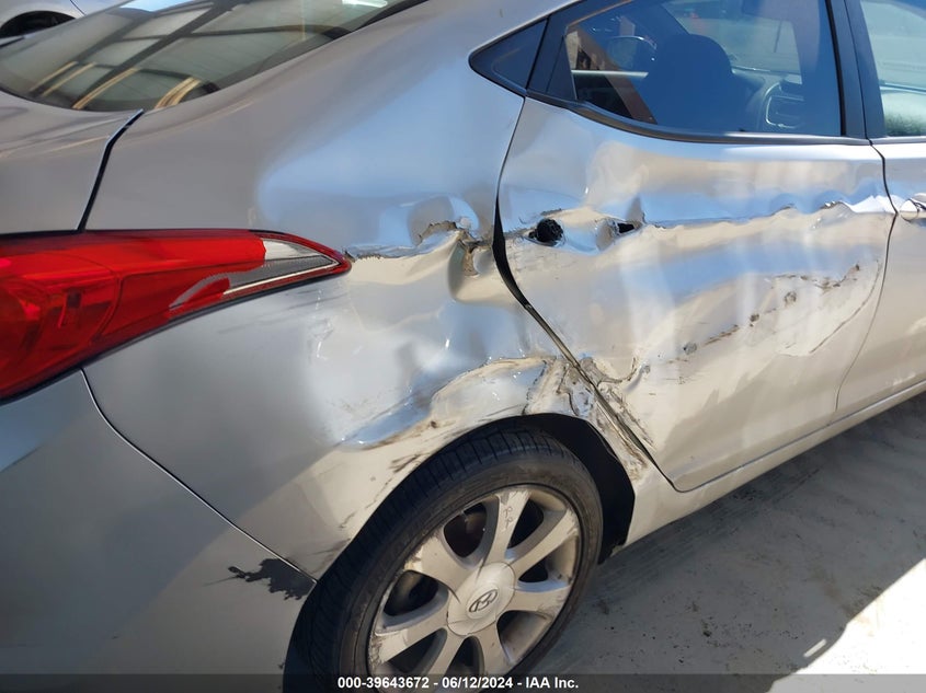 2012 Hyundai Elantra Limited VIN: 5NPDH4AE4CH081796 Lot: 39643672