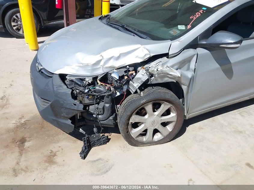 2012 Hyundai Elantra Limited VIN: 5NPDH4AE4CH081796 Lot: 39643672