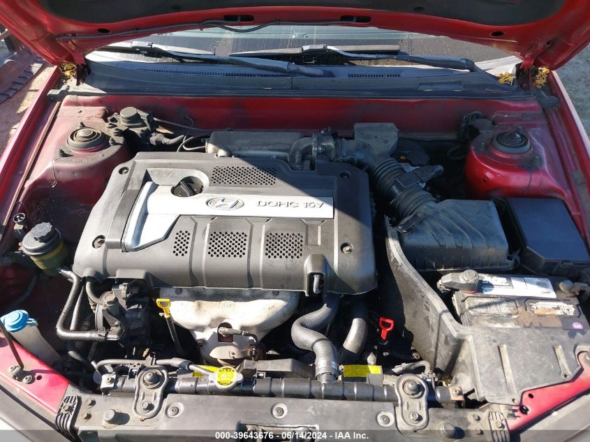 2004 Hyundai Elantra Gls/Gt VIN: KMHDN46D54U777756 Lot: 39643676