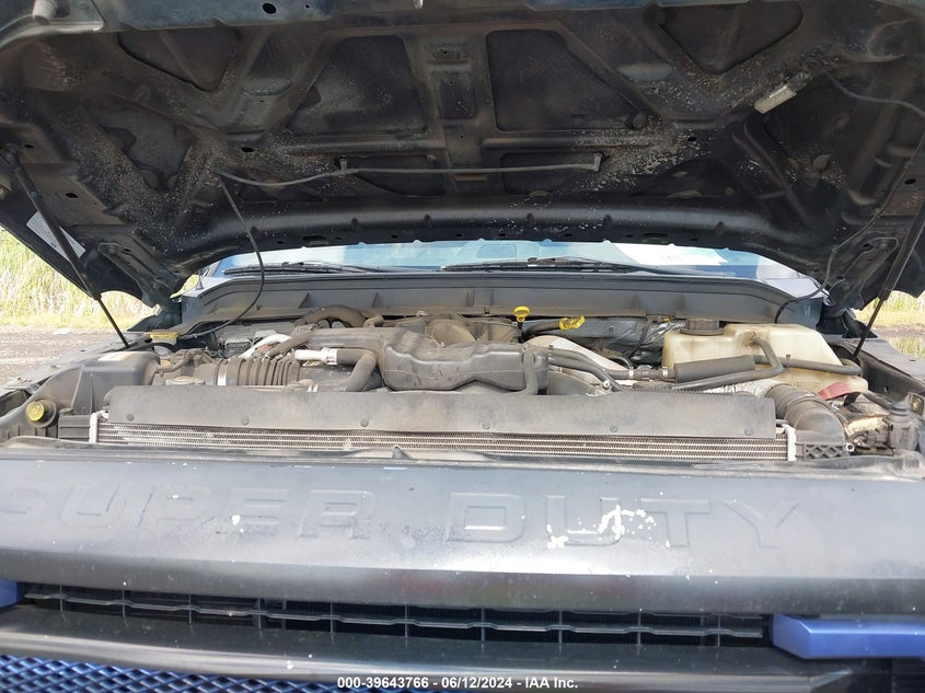 2015 Ford F-250 Lariat VIN: 1FT7W2BTXFEA81102 Lot: 39643766