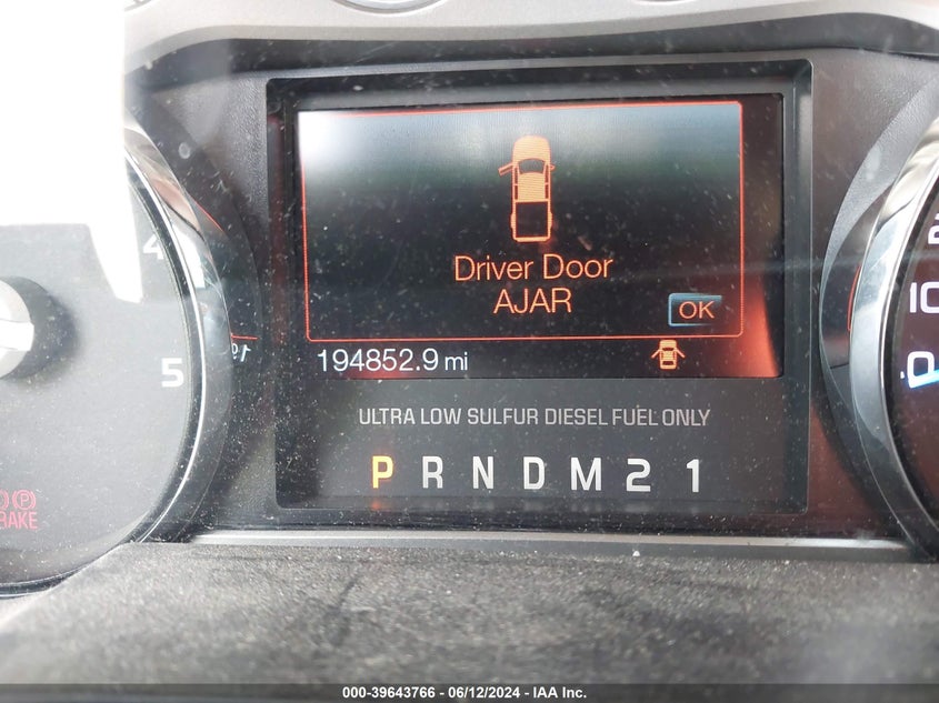 2015 Ford F-250 Lariat VIN: 1FT7W2BTXFEA81102 Lot: 39643766