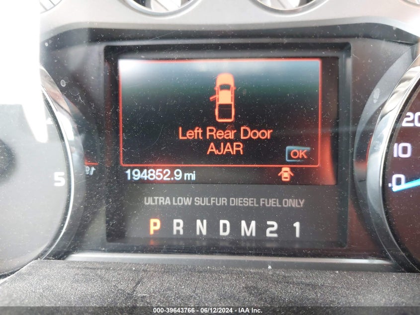 2015 Ford F-250 Lariat VIN: 1FT7W2BTXFEA81102 Lot: 39643766