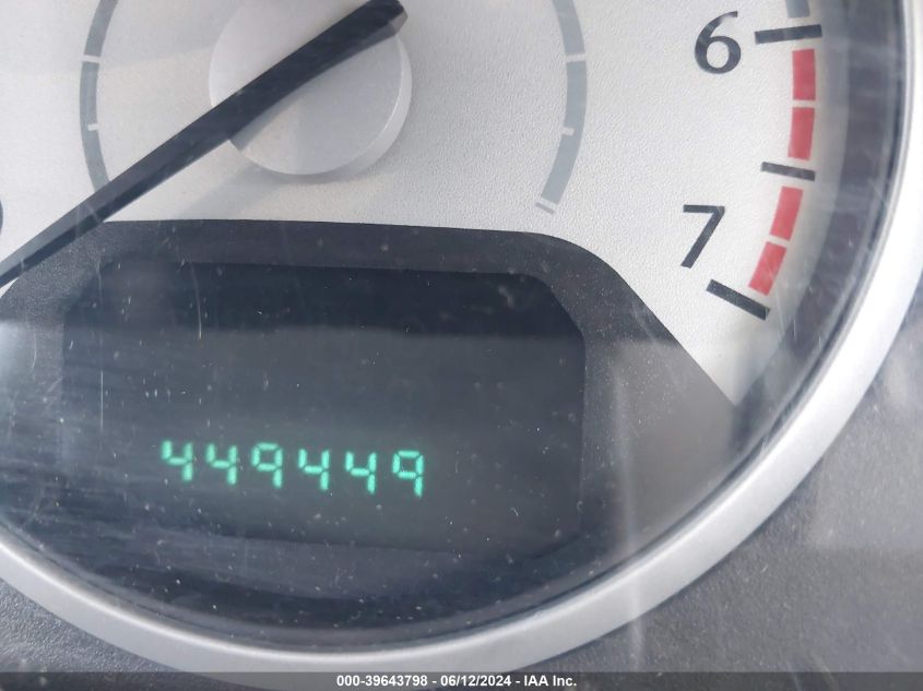 2010 Chrysler Town & Country Touring VIN: 2A4RR5D10AR397689 Lot: 39643798