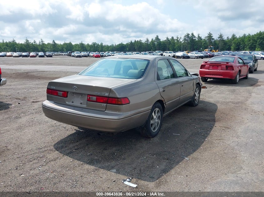 1999 Toyota Camry Xle V6 VIN: JT2BF28K4X0189070 Lot: 39643836