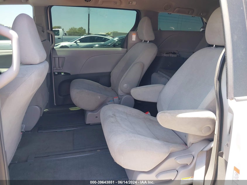 2017 Toyota Sienna L 7 Passenger VIN: 5TDZZ3DC6HS802824 Lot: 39643851