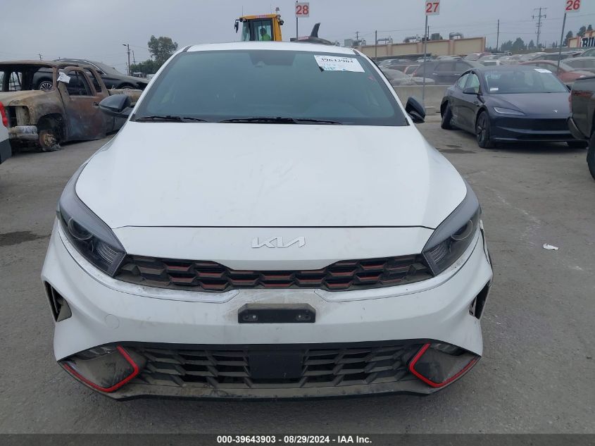 2023 Kia Forte Gt-Line VIN: 3KPF54AD8PE574660 Lot: 39643903