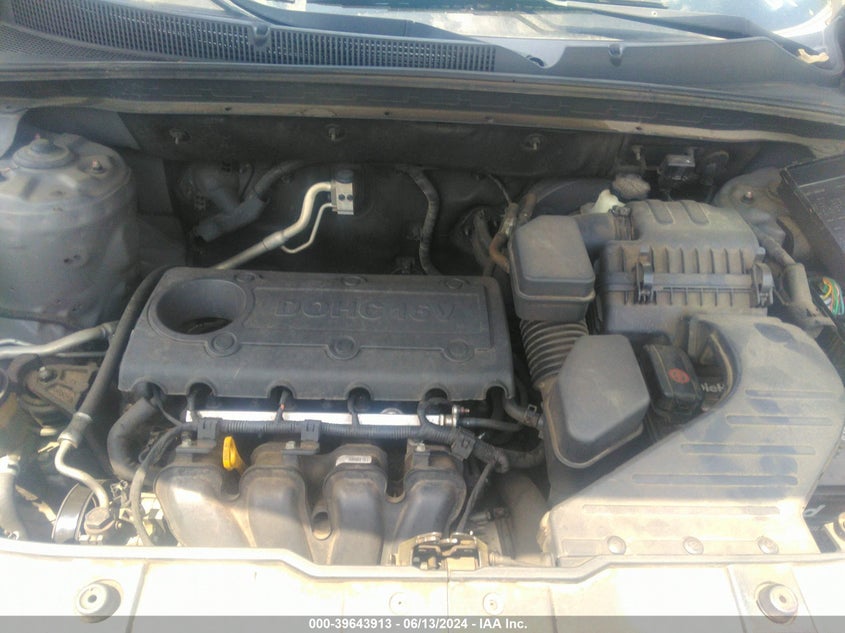 2011 Kia Sorento Lx VIN: 5XYKT3A11BG137177 Lot: 39643913