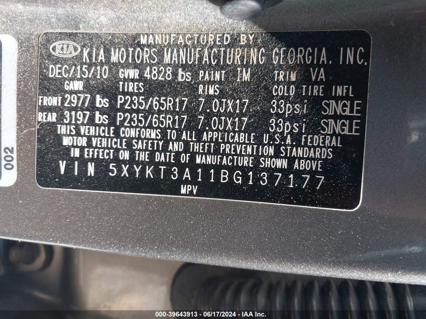 2011 Kia Sorento Lx VIN: 5XYKT3A11BG137177 Lot: 39643913