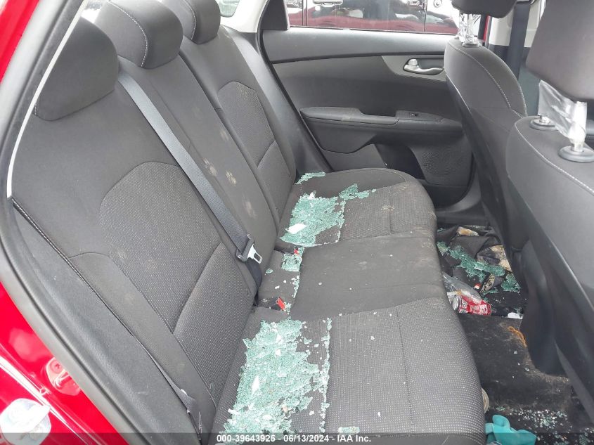 2020 Kia Forte Lxs VIN: 3KPF24AD8LE261756 Lot: 39643925