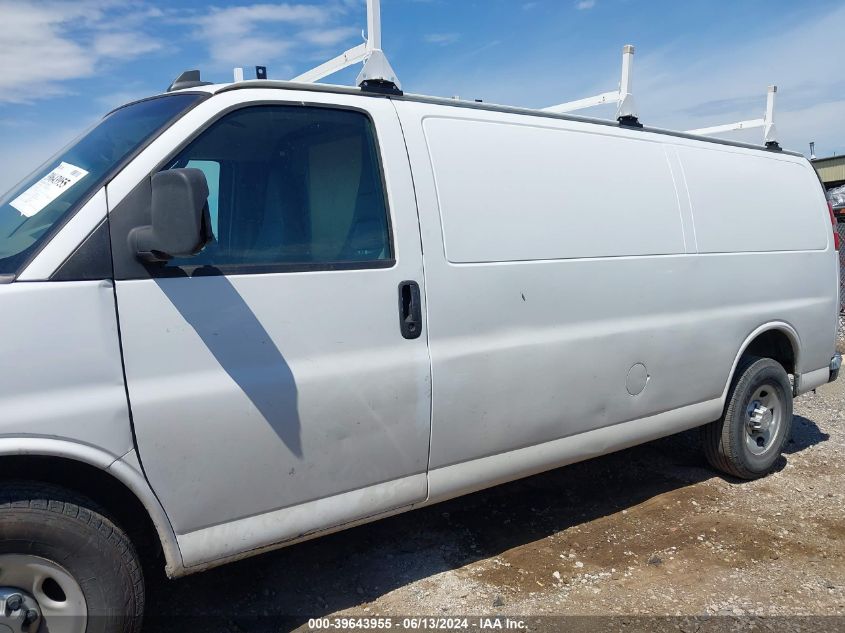 2017 Chevrolet Express 2500 Work Van VIN: 1GCWGBHF8H1248724 Lot: 39643955