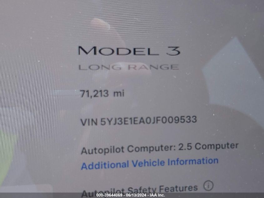 2018 Tesla Model 3 Long Range/Mid Range VIN: 5YJ3E1EA0JF009533 Lot: 39644069